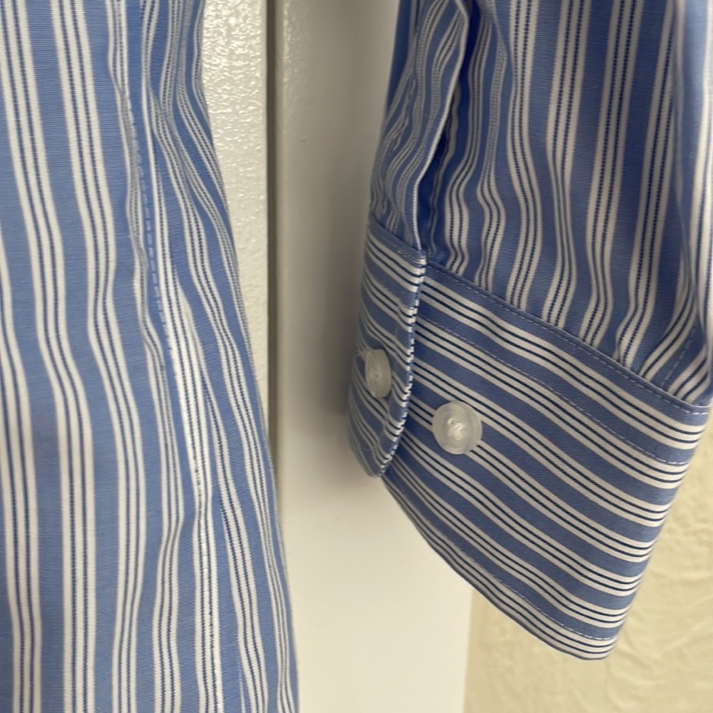 Amazon essentials button down - Picture 3 of 3